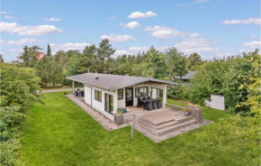 Stunning Home In Juelsminde With Wifi, Sønderby